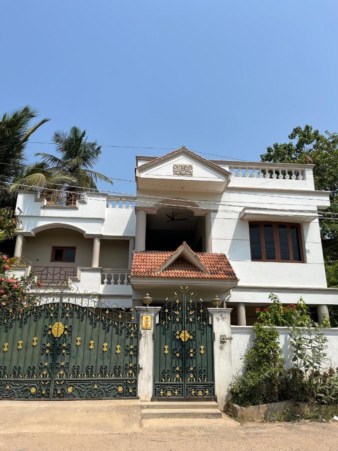Tulip Villa 3Bhk 2Bhk And 1Bhk Located Near Chunnambar Boat House And Paradise Beach Pūrnānkuppam Εξωτερικό φωτογραφία